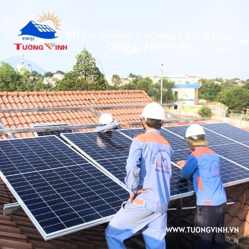 Lắp đặt điện năng lượng mặt trời